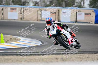 media/Apr-18-2025-TrackDaz (Fri) [[45f5874c44]]/B Group/Session 4 (Turn 6 - Outside)/